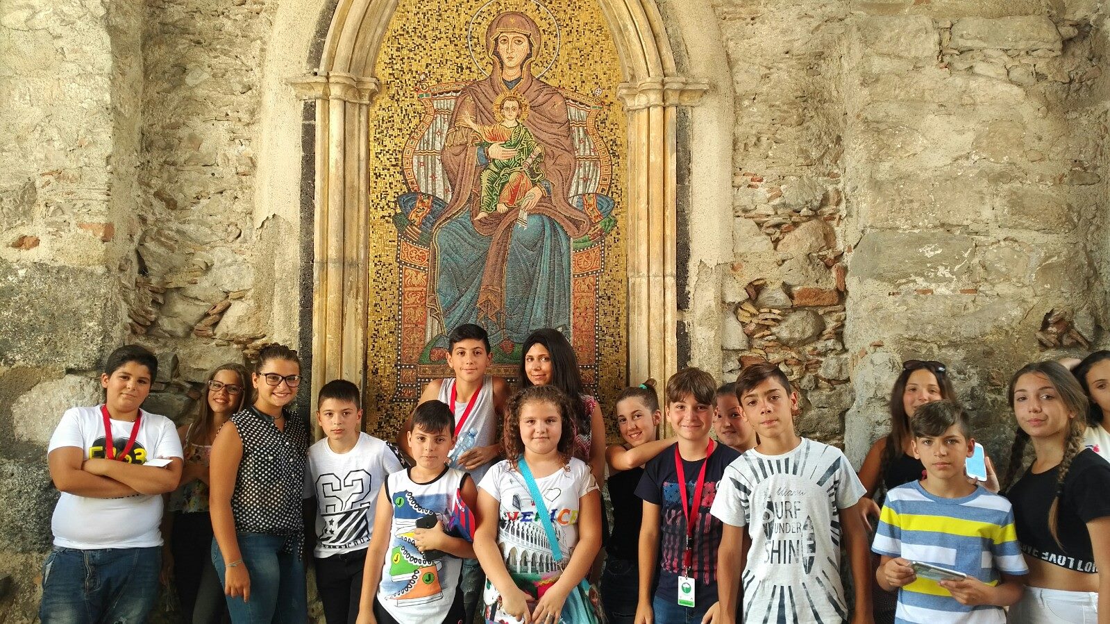 Non si cammina soli a Taormina, tutto è illuminato